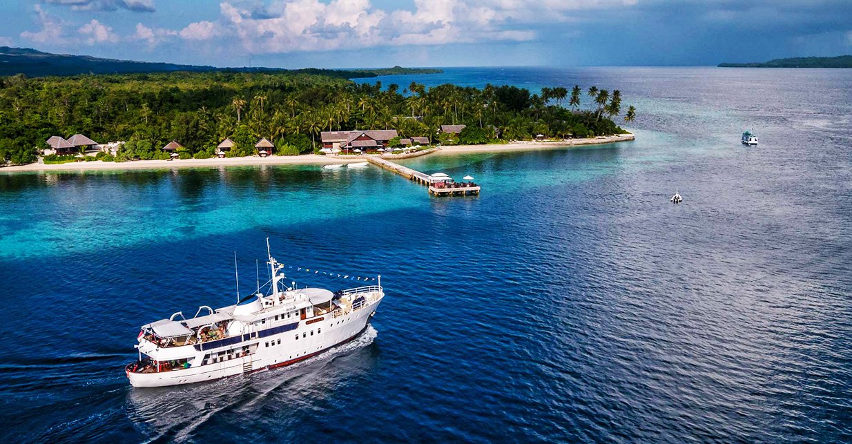 Wakatobi sailing Liveaboard